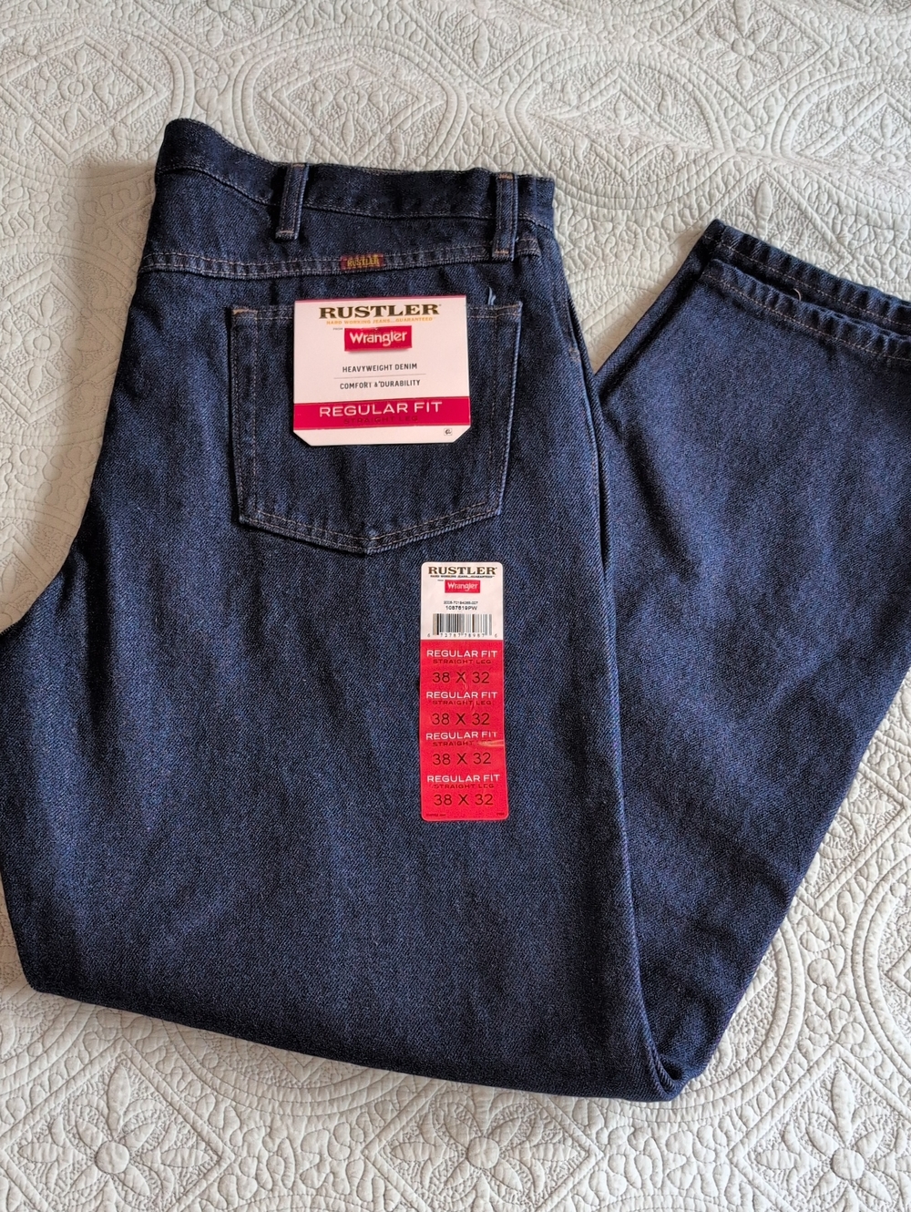 Wrangler Men’s Relaxed Fit Dark Blue Denim Jeans